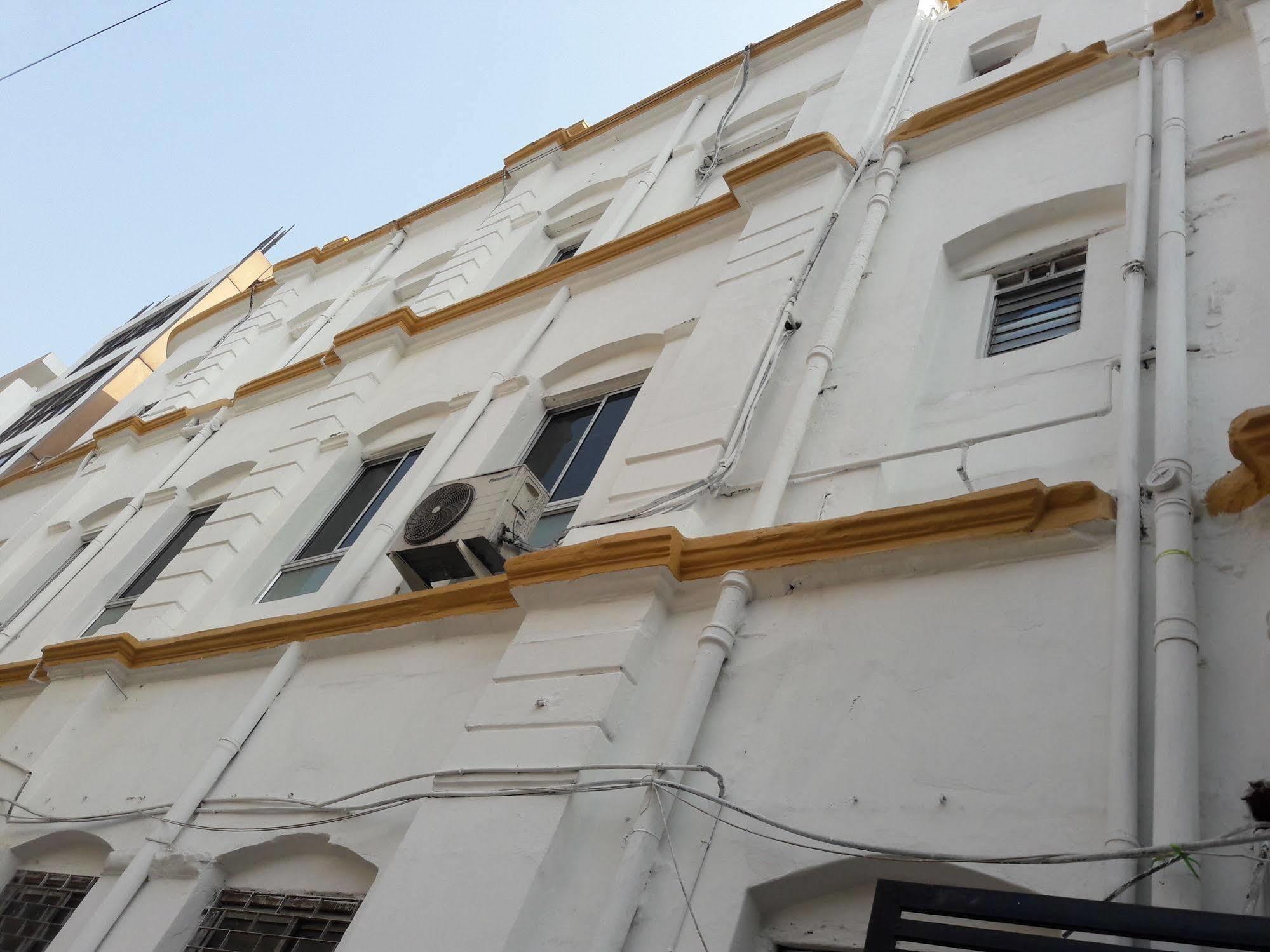 Astoria Hotel 2*